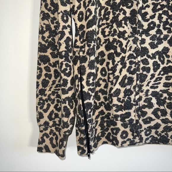 For The Republic Women’s Cheetah Print Hooded Top - Picture 4 of 7